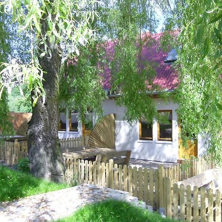 Domki Nad Jeziorem Karlowice Zimmer foto