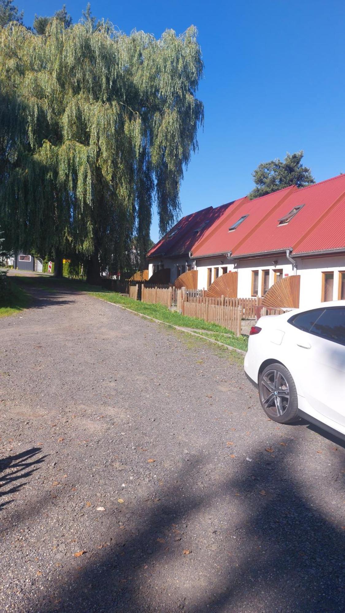 Domki Nad Jeziorem Karlowice Exterior foto